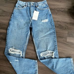 Women’s ZARA mom fit jeans